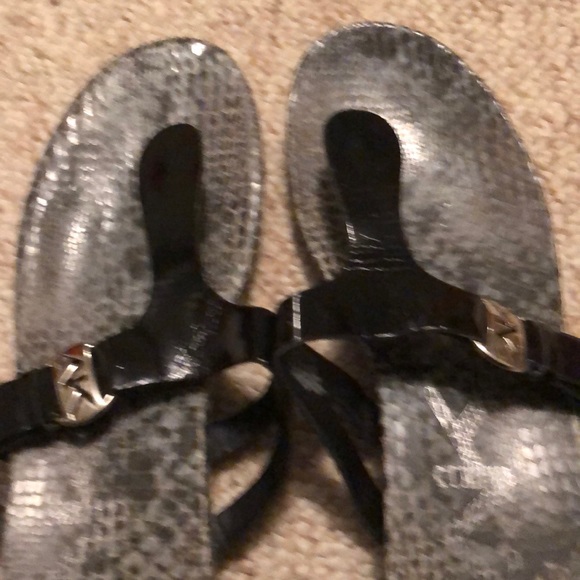 Used slipper - Picture 5 of 6